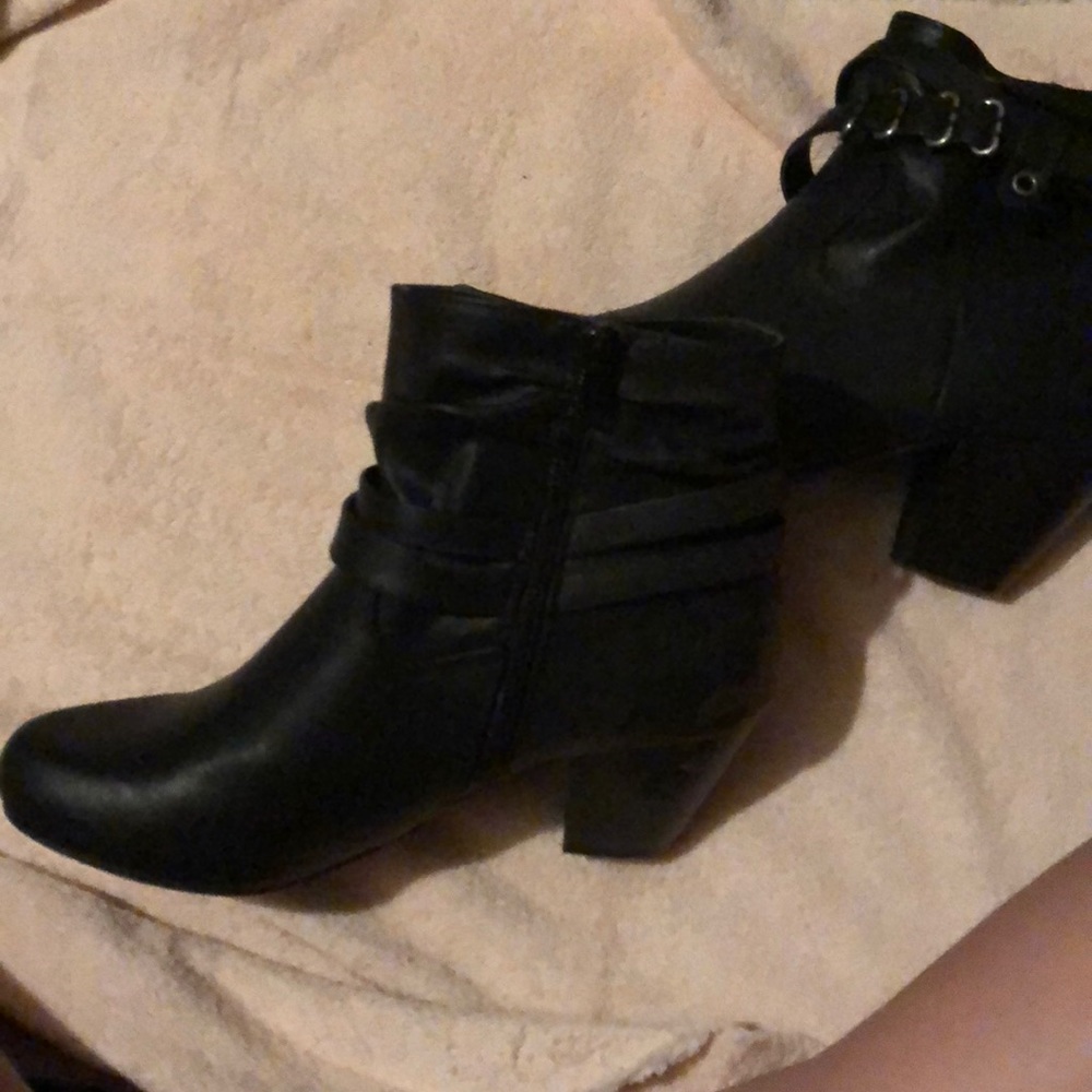 Ankle boots